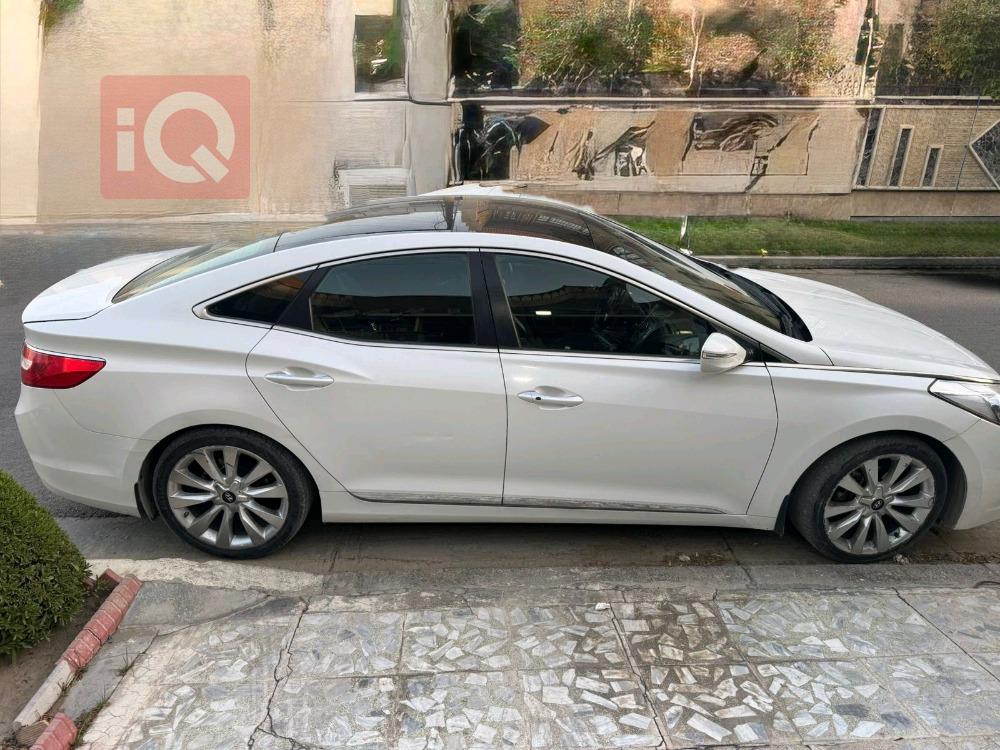 Hyundai Azera
